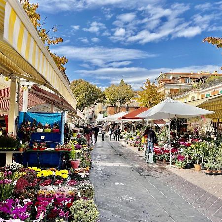 2 Pieces Nice Tout Confort Vieux Nice Cours Saleya Proche Commerces Et Mer Eksteriør bilde